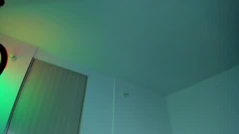Snapshot of santi__ferrer chatting on 04.25.26 Santi Ferrer online show from 04.25.26