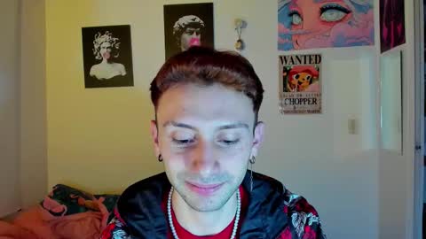 Snapshot of santi_mateo chatting on 11.17.25 Santi online show from 11.17.25