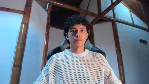 Snapshot of santi_twink19 chatting on 02.09.26 santi_twink19 online show from 02.09.26