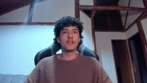 Snapshot of santi_twink19 chatting on 02.22.26 santi_twink19 online show from 02.22.26