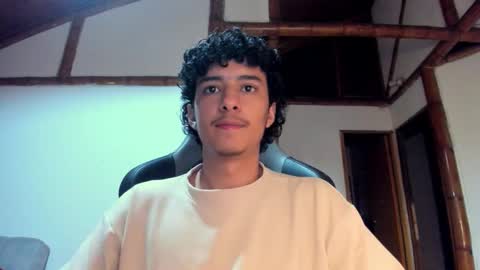 Snapshot of santi_twink19 chatting on 03.02.26 santi_twink19 online show from 03.02.26