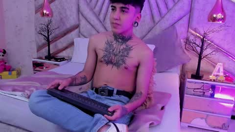 SantiAbader online show from 12.03.25