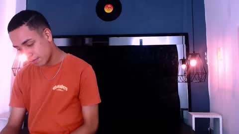 Snapshot of santiago_deluca chatting on 03.29.26 santiago_deluca online show from 03.29.26