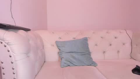 santiago_huntt online show from 02.25.25