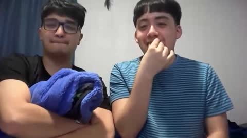 Snapshot of santiagodfreak chatting on 11.20.25 Santiago18 online show from 11.20.25