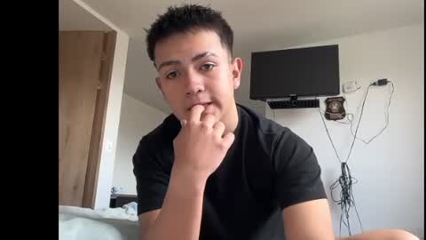 Snapshot of santiagomg_ chatting on 07.10.26 santiagomg_ online show from 07.10.26