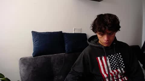 Santii online show from 12.29.24