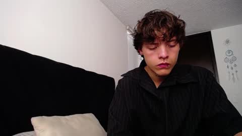 Santii online show from 12.30.24