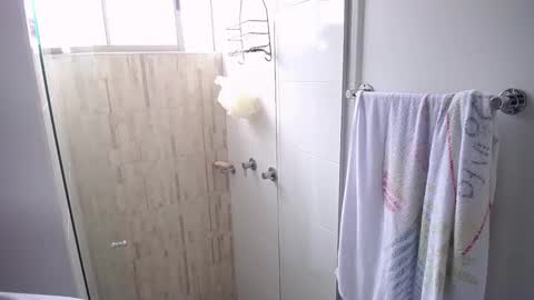 Santii online show from 02.24.25