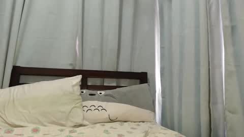 Miss Rue online show from 04.11.26