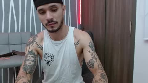 Snapshot of santti_torres chatting on 03.04.26 Santy Torres online show from 03.04.26