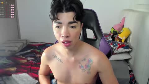 Snapshot of santy7u7 chatting on 02.11.25 Mr. Santiago online show from 02.11.25