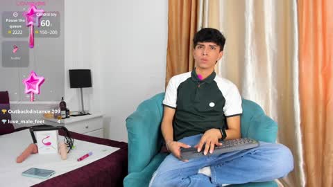 Santiago Carrington online show from 01.11.25