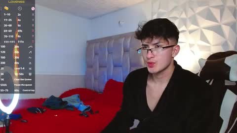 Santyago online show from 12.09.24