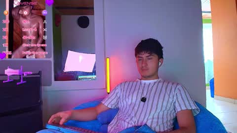 Santyago online show from 11.11.25