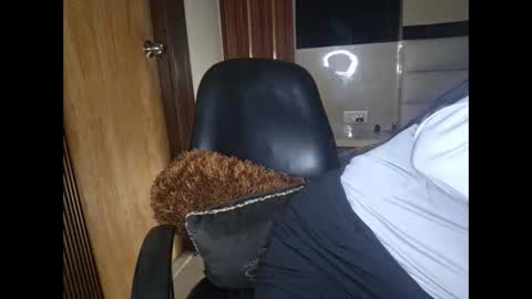 sanvi13 online show from 01.12.25