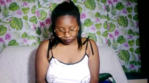Snapshot of sanyah513 chatting on 05.20.26 sanya online show from 05.20.26