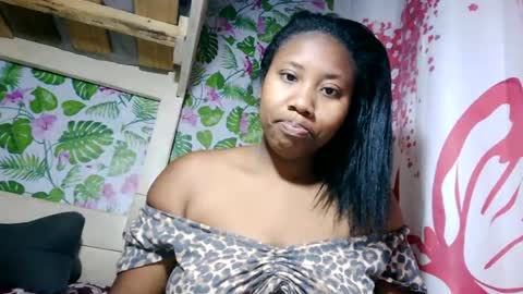 Snapshot of sanyah513 chatting on 06.22.26 sanya online show from 06.22.26