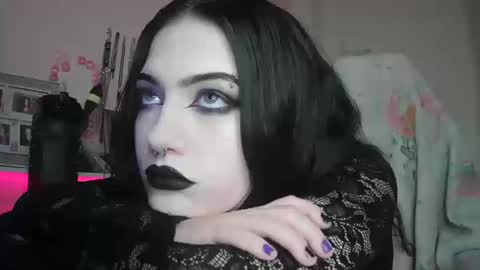 Sapphire online show from 10.11.25