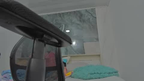 sara allenx online show from 11.03.25