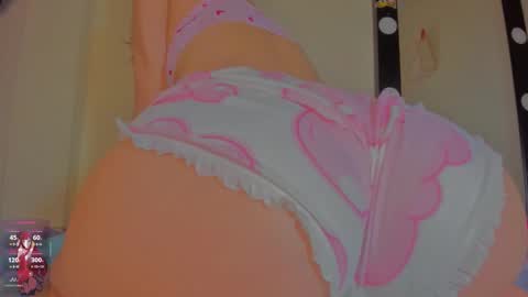 Snapshot of sara_allenx chatting on 02.23.26 sara allenx online show from 02.23.26