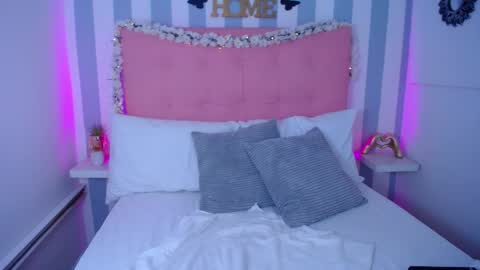 Snapshot of sara_angeelss chatting on 02.22.25 Sara... online show from 02.22.25