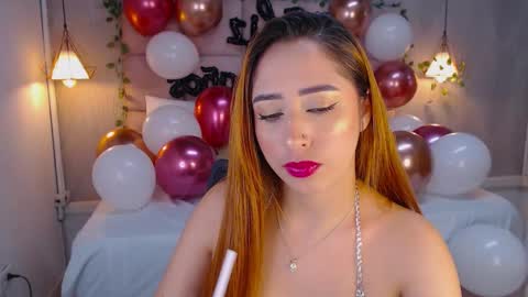 Snapshot of sara_angeelss chatting on 11.19.25 Sara... online show from 11.19.25