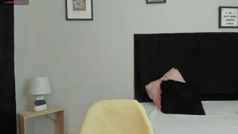 sara_b11 online show from 07.09.26