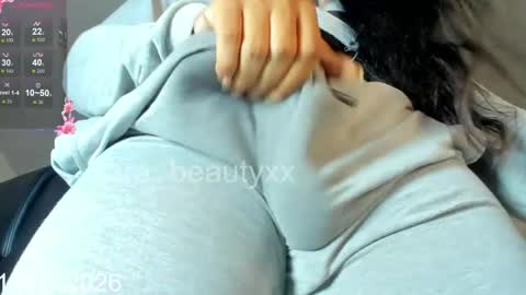 Snapshot of sara_beautyxx chatting on 05.16.26 I am Sofia GEMINIS online show from 05.16.26