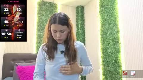 Snapshot of sara_blue13 chatting on 03.10.26 Sara online show from 03.10.26