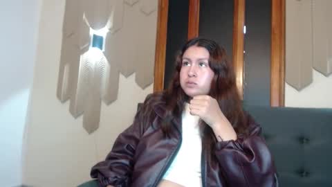 Snapshot of sara_blue13 chatting on 03.19.26 Sara online show from 03.19.26