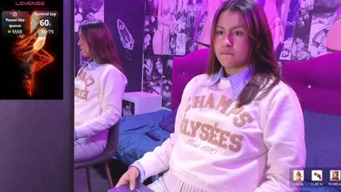 Snapshot of sara_blue13 chatting on 03.31.26 Sara online show from 03.31.26