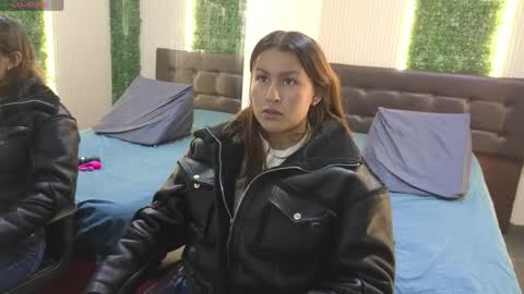 Snapshot of sara_blue13 chatting on 04.05.26 Sara online show from 04.05.26