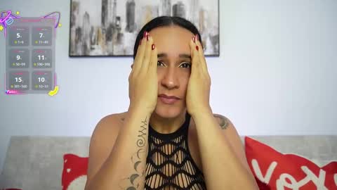   online show from 10.11.25