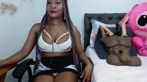 Snapshot of sara_greyx chatting on 01.18.25 Sara Greyx online show from 01.18.25