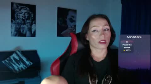 Sara online show from 05.17.26