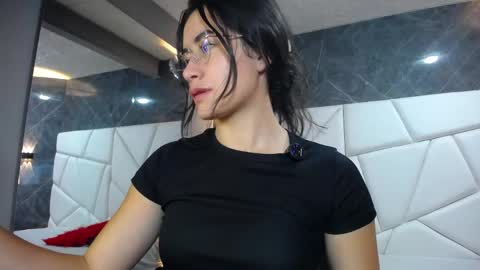 Sara online show from 05.18.26