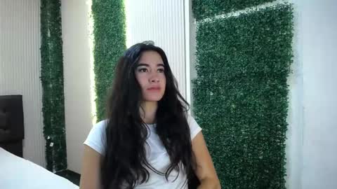 Sara online show from 05.22.26