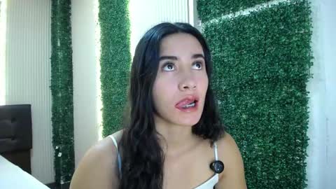 Sara online show from 05.24.26