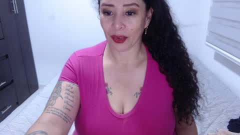 Snapshot of sara_hot46 chatting on 04.05.26 Sara hot46 online show from 04.05.26
