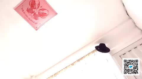 sara_johnson__ online show from 02.26.26