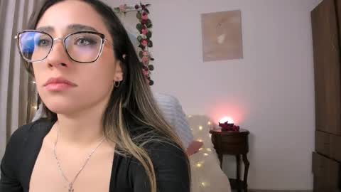 sara_kaii online show from 05.18.26