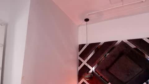 Snapshot of sara_lopee1 chatting on 09.15.25 sara_lopee1 online show from 09.15.25