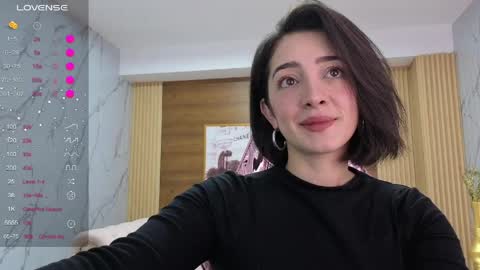 Snapshot of sara_lopez_s chatting on 04.18.26 Sara online show from 04.18.26