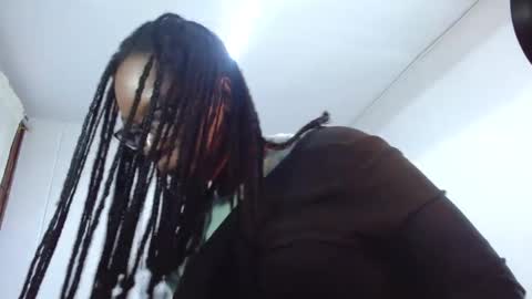 S A R A online show from 03.24.26