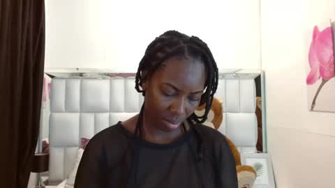 Snapshot of sara_marks chatting on 07.21.26 S A R A online show from 07.21.26