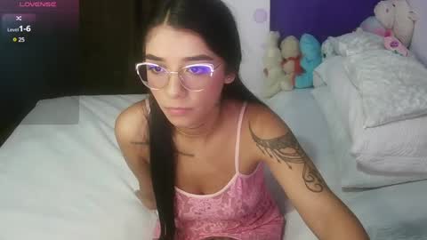 sara_ramirez0 online show from 01.12.25