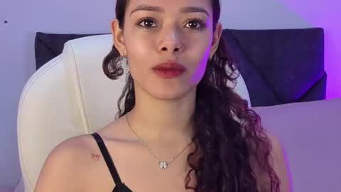 sara  online show from 11.06.25