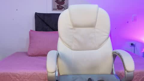 sara  online show from 11.20.25