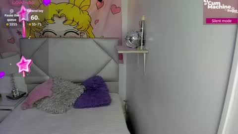 Snapshot of sara_sweet07 chatting on 06.14.26 Sara online show from 06.14.26